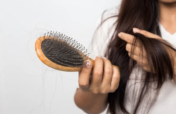 Consigli e Trattamenti contro la caduta dei capelli - Pordenone